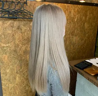 ロング カラー 🫟Blanco🫟 Color&Careのヘアスタイル