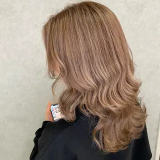 ミディアム 福岡縮毛矯正✨️ ストレート 向井和輝のヘアスタイル