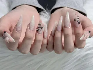 ネイル Yuu🎀 Belle Nailのネイルデザイン