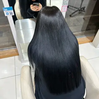 ロング カラー Miki .のヘアスタイル