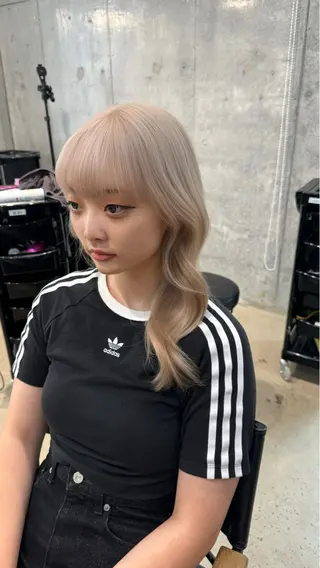 ミディアム SALOWIN 原宿 IL Salice ３F所属・失敗したくない方へ Inoue Kahoのヘアスタイル