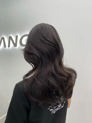 ロング カラー 上品モテヘア🩶 karen🩶のヘアスタイル