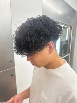 パーマ メンズ Lond LOGAN所属・🔥波巻き/ツイスパ 特化🔥メンズパーマのヘアスタイル