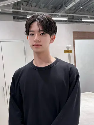 ショート garage.所属・吉田 慎冴/メンズパーマのヘアスタイル
