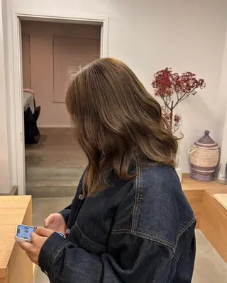 ミディアム O-city所属・sawada tamakiのヘアスタイル