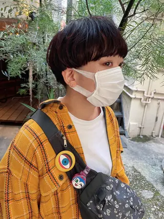 ショート カラー 高橋 愛美のヘアスタイル