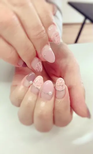 ネイル Lily Roseスタッフ一同のマツエク・マツパデザイン