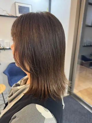 ミディアム カラー Az所属・Az ながいりかのヘアスタイル