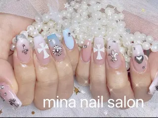 ネイル 🐳彩羽チップ 長さだし専門🐳のネイルデザイン