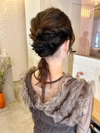 ミディアム ヘアアレンジ ヒロミ/アレンジ/ アンニュイ/透け感のヘアスタイル
