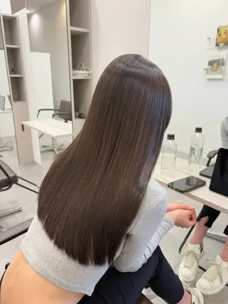 ロング カラー YUEN イシイ アミのヘアスタイル