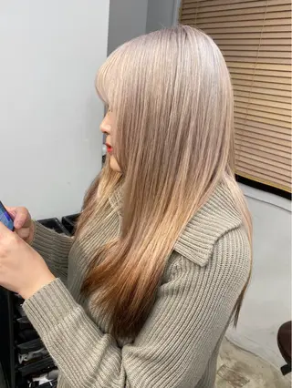 カラー envogue ゆりのヘアスタイル