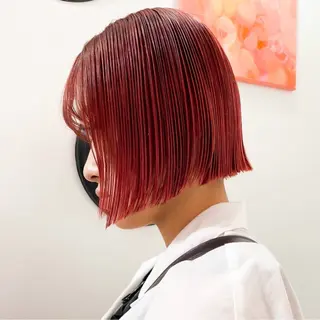 カラー 艶髪ハイトーン× ボブ🥣アイネのヘアスタイル