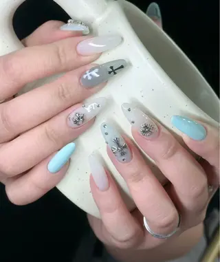 ネイル D-BEAUTY Nailsalonのネイルデザイン