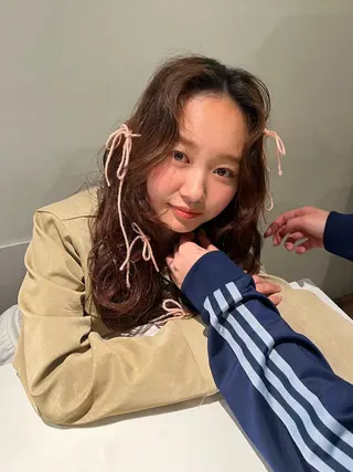 ロング YOKE 松室伶奈のヘアスタイル