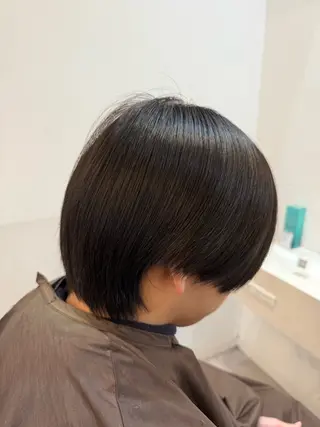 ショート カラー パーマ 🦁おとは🦁 EssbyLovisのヘアスタイル