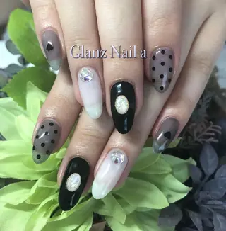 ネイル Glanz  Nail aのネイルデザイン