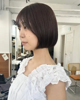 ミディアム カラー レイヤーボブ/ 艶カラー/サナ🌼のヘアスタイル