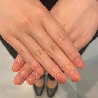 ネイル 𝑟𝑖𝑠𝑎 🕯‎🤍のネイルデザイン