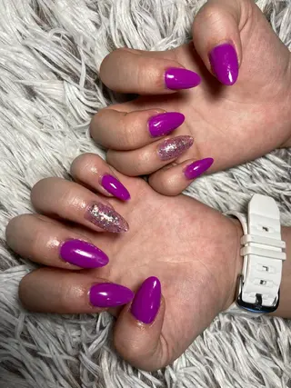 ミディアム ネイル ✴︎ Delightのネイルデザイン