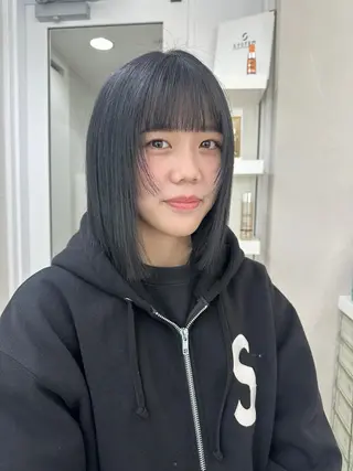 ミディアム ハイトーンボブ Mizuki.のヘアスタイル