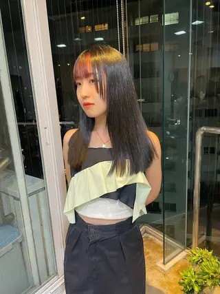 セミロング カラー RIN／韓国ヘア レイヤーカットのヘアスタイル