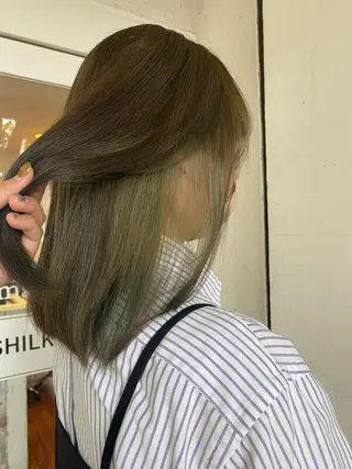 ロング カラー Chihiro .のヘアスタイル