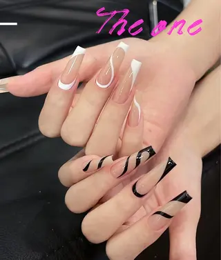 ネイル THE ONE 杉山のネイルデザイン