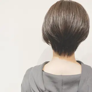 ショート MYRTLE TSUNODAのヘアスタイル