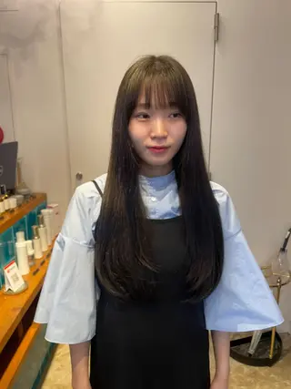 ロング カラー RIN／韓国ヘア レイヤーカットのヘアスタイル