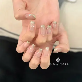 ネイル アトリエ　ミモザ所属・いまむら あかりのネイルデザイン