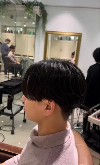 メンズ SALOWIN渋谷caldo店B1所属・岐津公太 メンズ縮毛矯正のプロのヘアスタイル