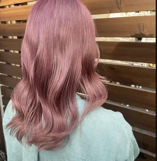 セミロング 絹村 健人のヘアスタイル