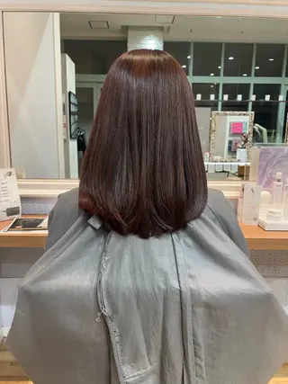ミディアム くすみ あやなのヘアスタイル