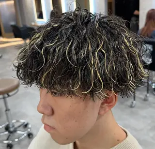 ショート カラー パーマ メンズ メンズウルフ特化🐺 🔥長山耕大🔥のヘアスタイル