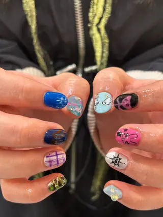 ネイル ꪆৎ平行アーチ ྀི ワカナの眉毛・アイブロウイメージ