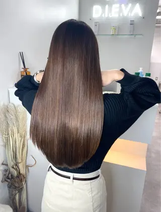 セミロング 猿渡 /🍃乾燥ケア × ✨透明感カラーのヘアスタイル