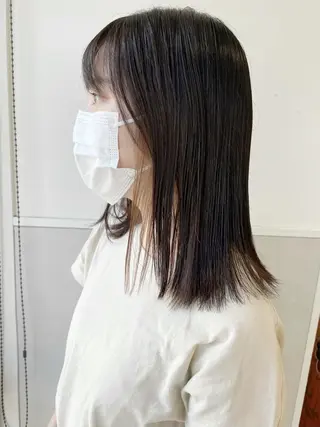 ミディアム カラー 齋藤 咲のヘアスタイル