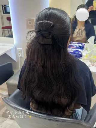 ロング Hitomi/ 練習モデル募集中のヘアスタイル