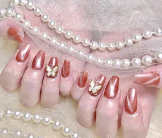 ネイル 🌷 Mooning 🌷のネイルデザイン