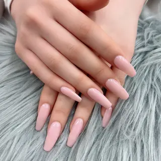 ネイル Bianca立川店 saitoのネイルデザイン