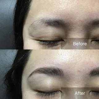 アイブロウ Mina Nittaのネイルデザイン