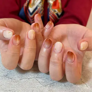 ネイル Ami 🦥のネイルデザイン