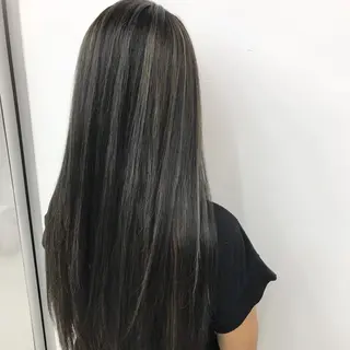 セミロング カラー 山本　尚輝 🐶ハイライト🐶のヘアスタイル