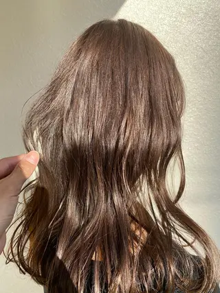 セミロング 岩尾 萌々子のヘアスタイル