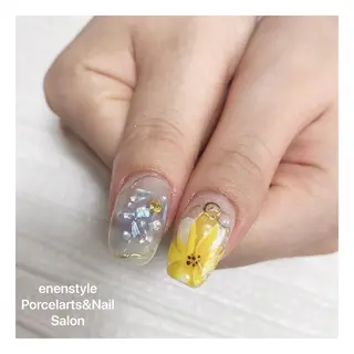 ミディアム ネイル 👑enen style👑のネイルデザイン