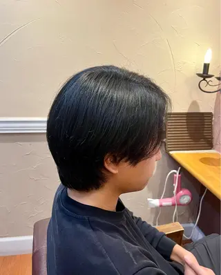 メンズ ビューティーサロンヌーベル一ノ割店所属・大内 芹菜のヘアスタイル