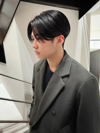 パーマ メンズ Qin shaire salon 原宿verno店所属・【センターパート】 ETO／江藤翼の眉毛・アイブロウイメージ