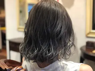 ショート カラー annahair所属・くすもと かいとのヘアスタイル