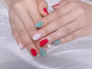 ネイル KARI ネイルサロンのネイルデザイン